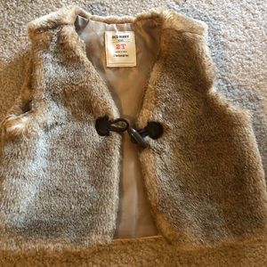 Girls fur vest